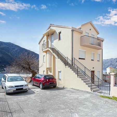 Apartments Donkovic Kotor Luaran gambar