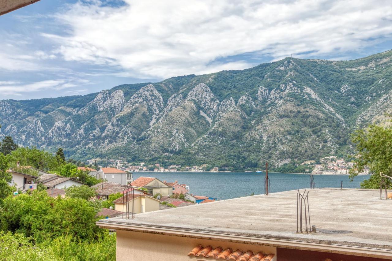 Apartments Donkovic Kotor Luaran gambar