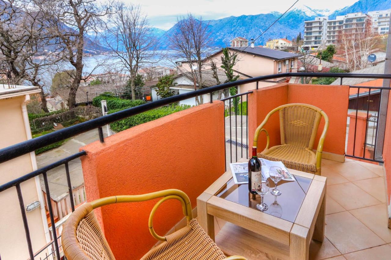 Apartments Donkovic Kotor Luaran gambar