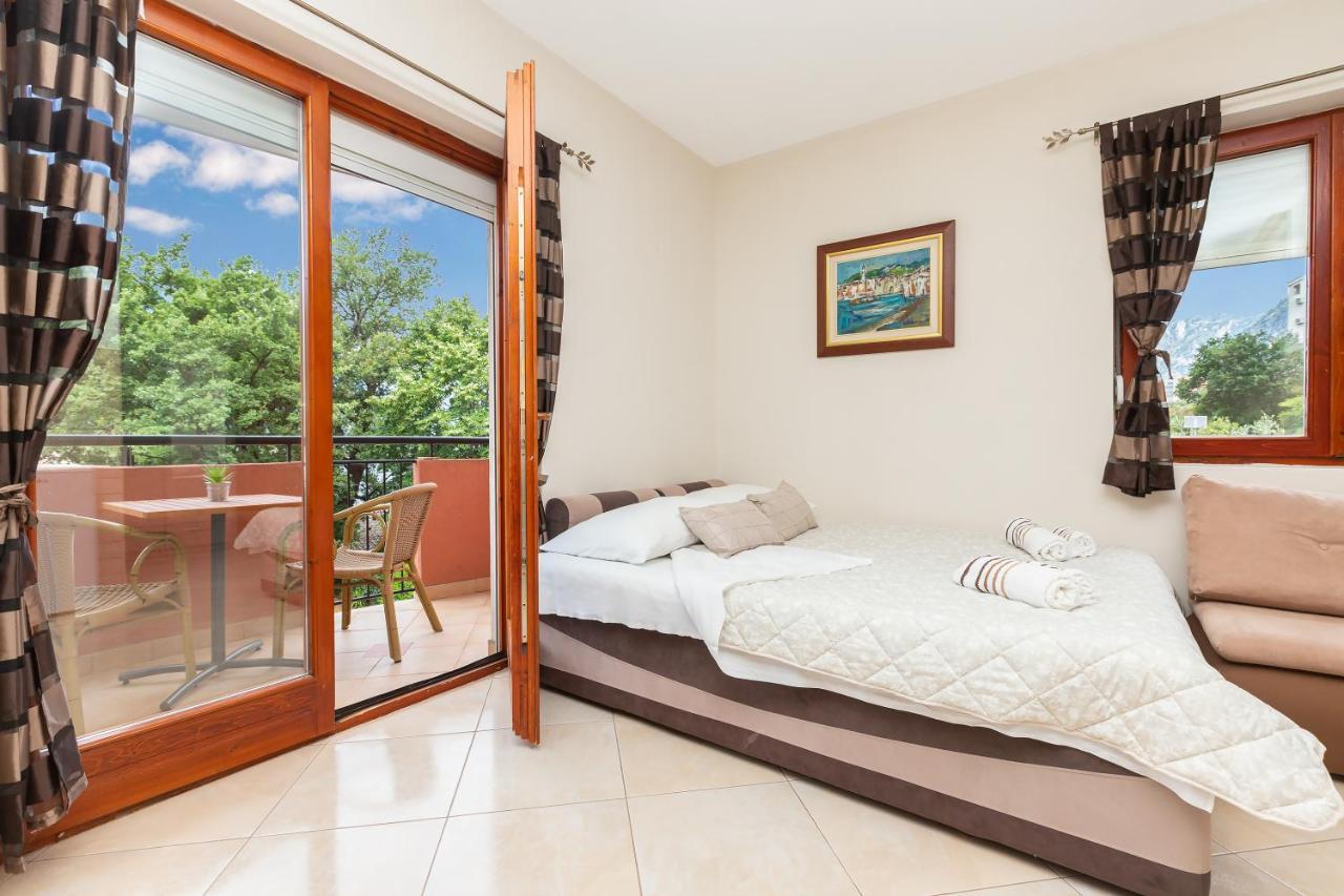 Apartments Donkovic Kotor Luaran gambar