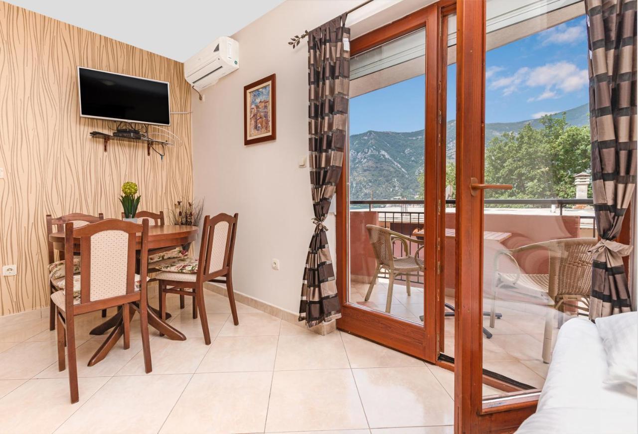 Apartments Donkovic Kotor Luaran gambar