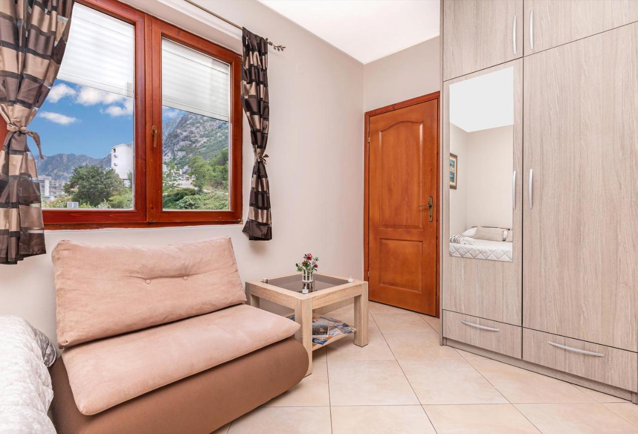 Apartments Donkovic Kotor Luaran gambar