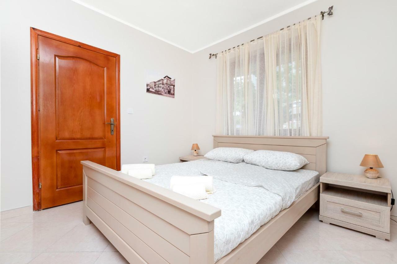 Apartments Donkovic Kotor Luaran gambar